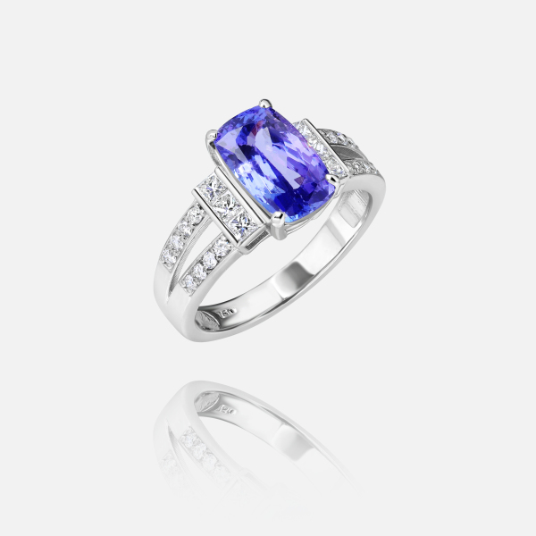 Tanzanite 1.35 ct & Diamonds total 0.45 ct