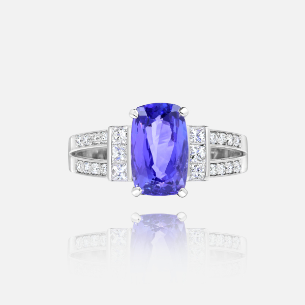 Tanzanite 1.35 ct & Diamonds total 0.45 ct